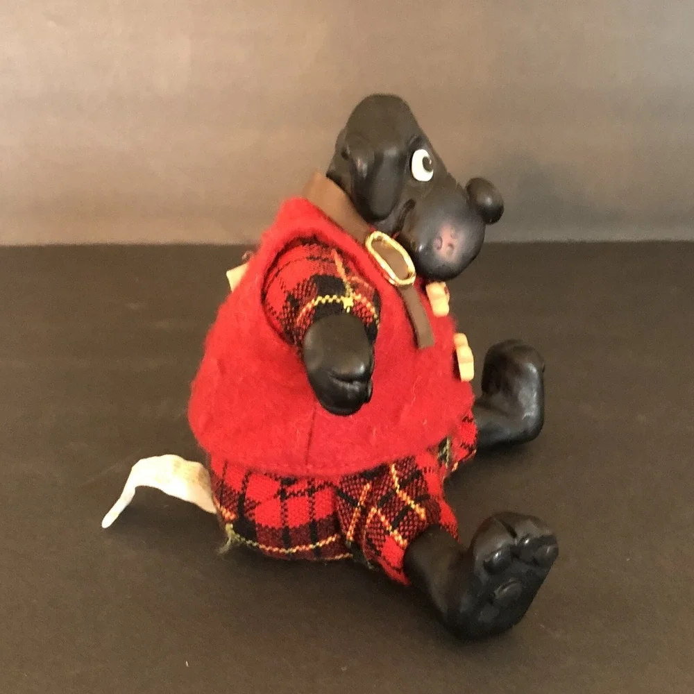 Russ Berrie The Country Folks YAPPA Plush Shelf Sitter Black Dog with Tags